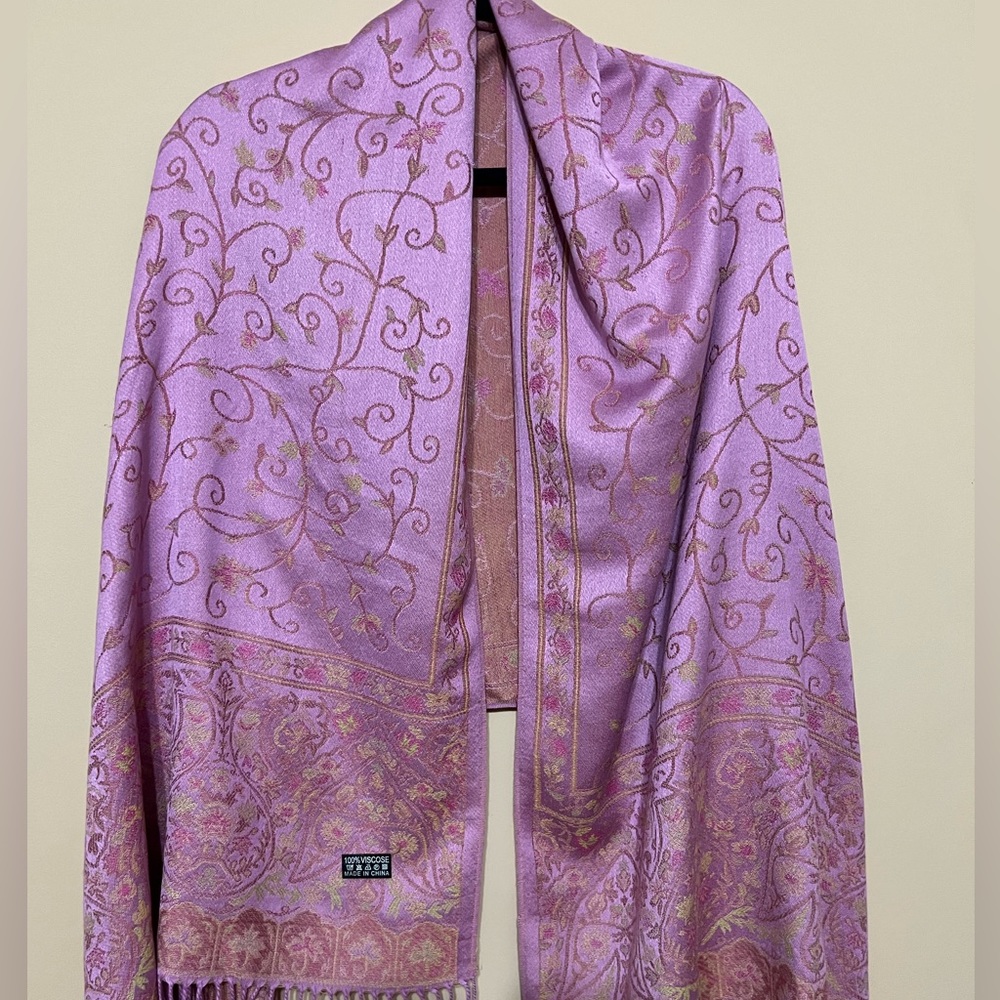 Beautiful pashmina shawl wrap scarf.